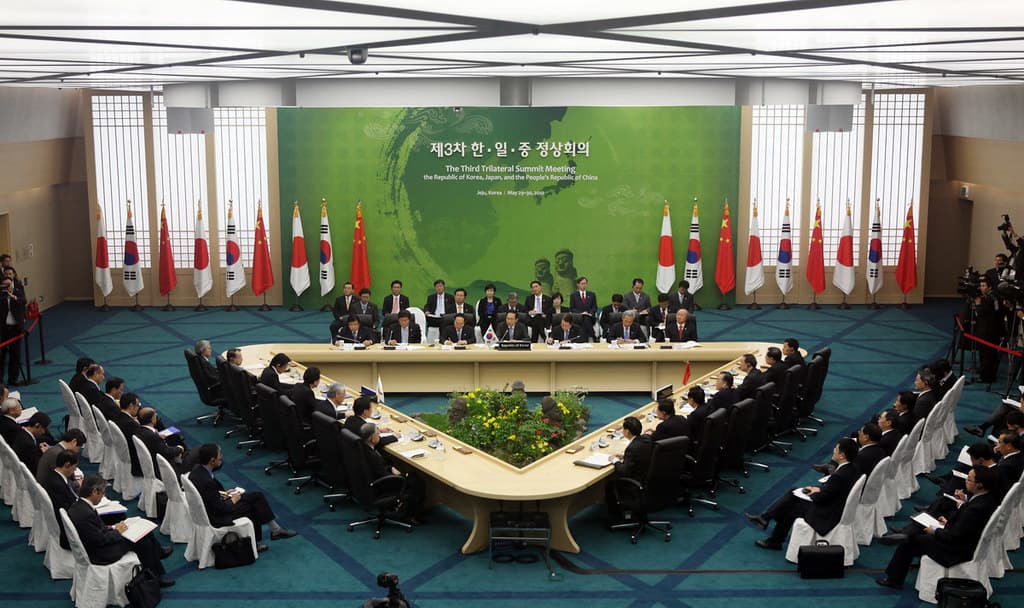 South Korea’s Strategic Position Between Japan and China in the East Asian Balance of Power