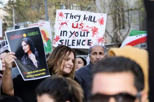 Iran arrests prominent reformist politicians, cites links to US, Israel